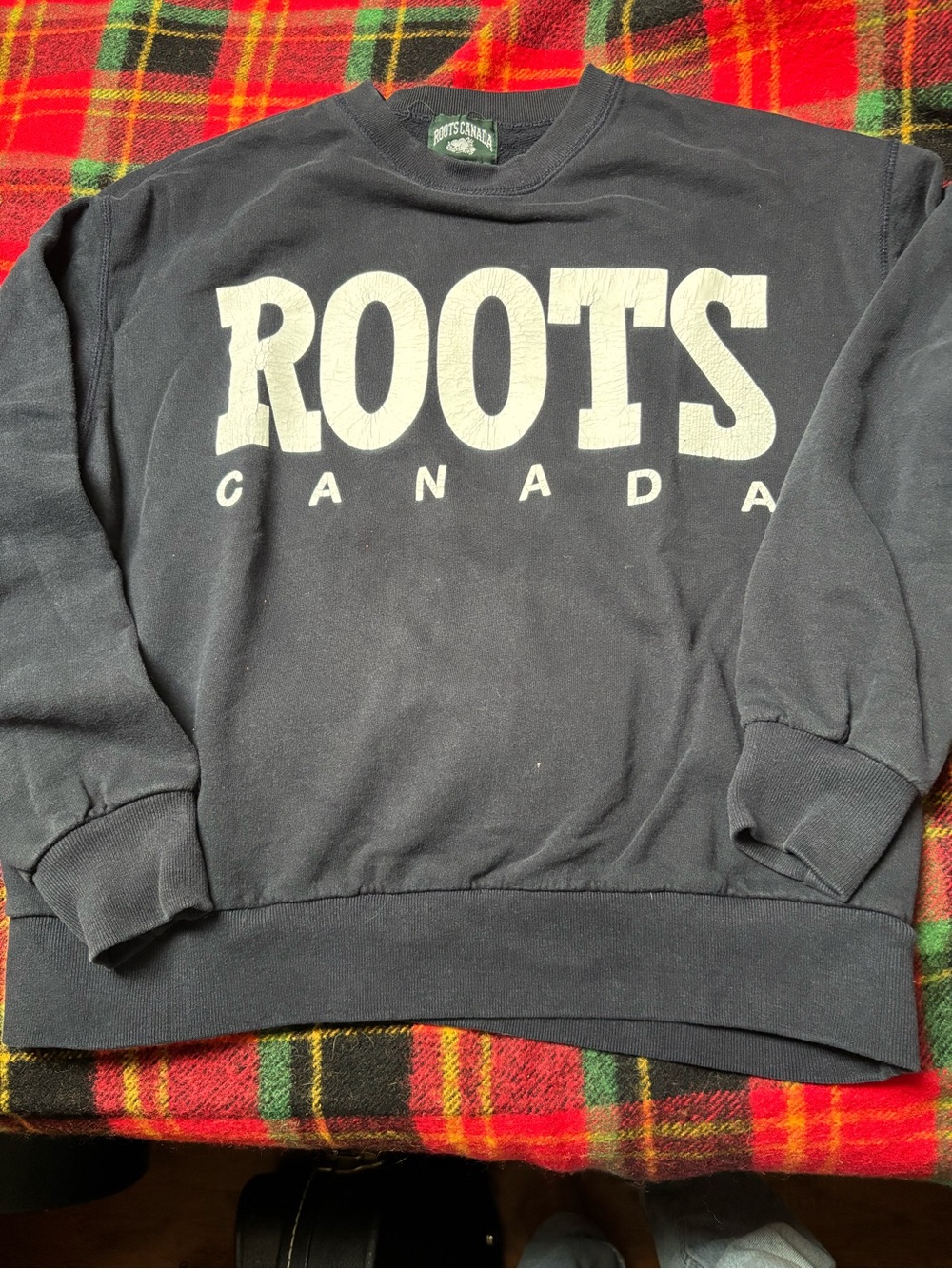 Y2K vintage Roots Black Crewneck Sweatshirt with White Logo